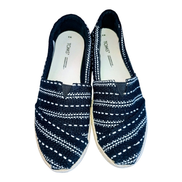 TOMS  Slip-On Shoes Sz 8 - Picture 1 of 4